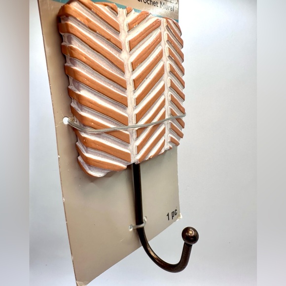 Studio Decor Tile Crochet Mural Savannah Wall Hook - Picture 1 of 2